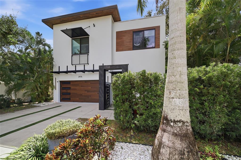 Property for sale at 2476 FLOYD STREET, SARASOTA, FL, 34239