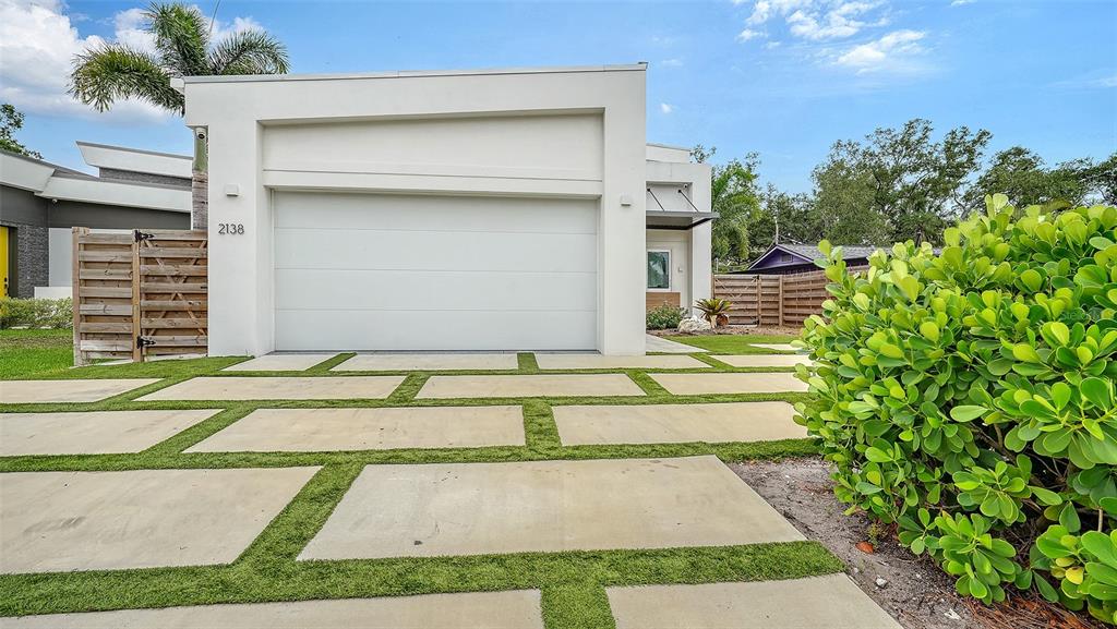 Property for sale at 2138 HAWTHORNE STREET, SARASOTA, FL, 34239