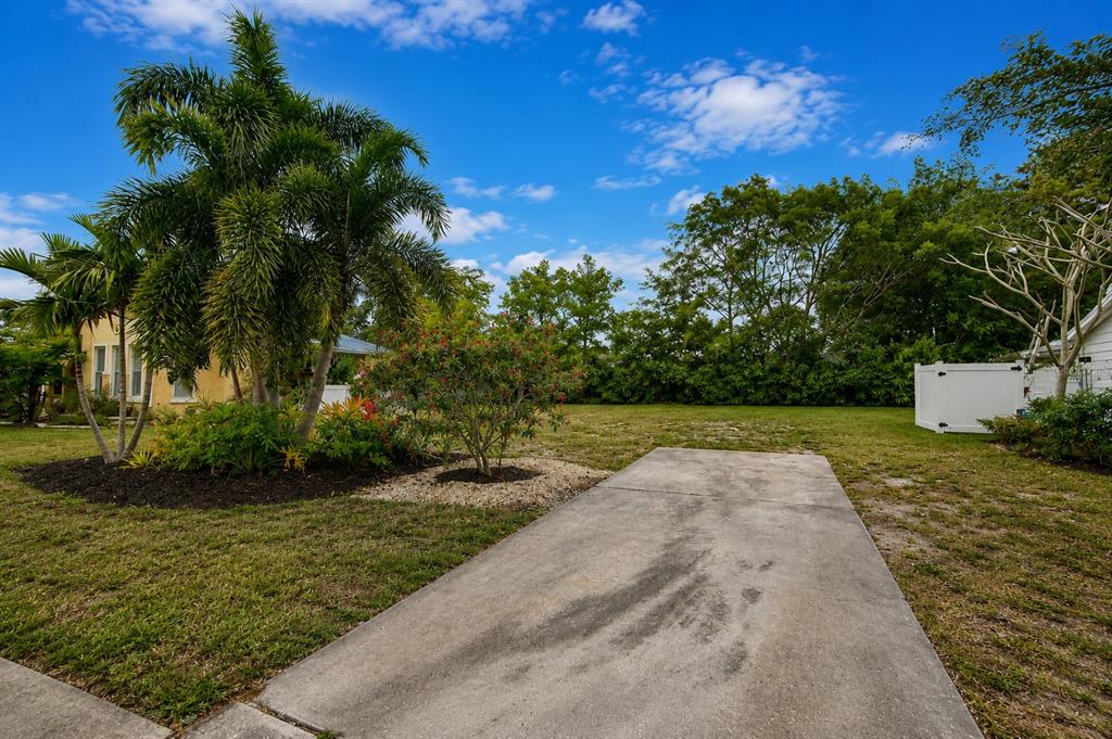 Property for sale at 463 ACACIA DRIVE, SARASOTA, FL, 34234