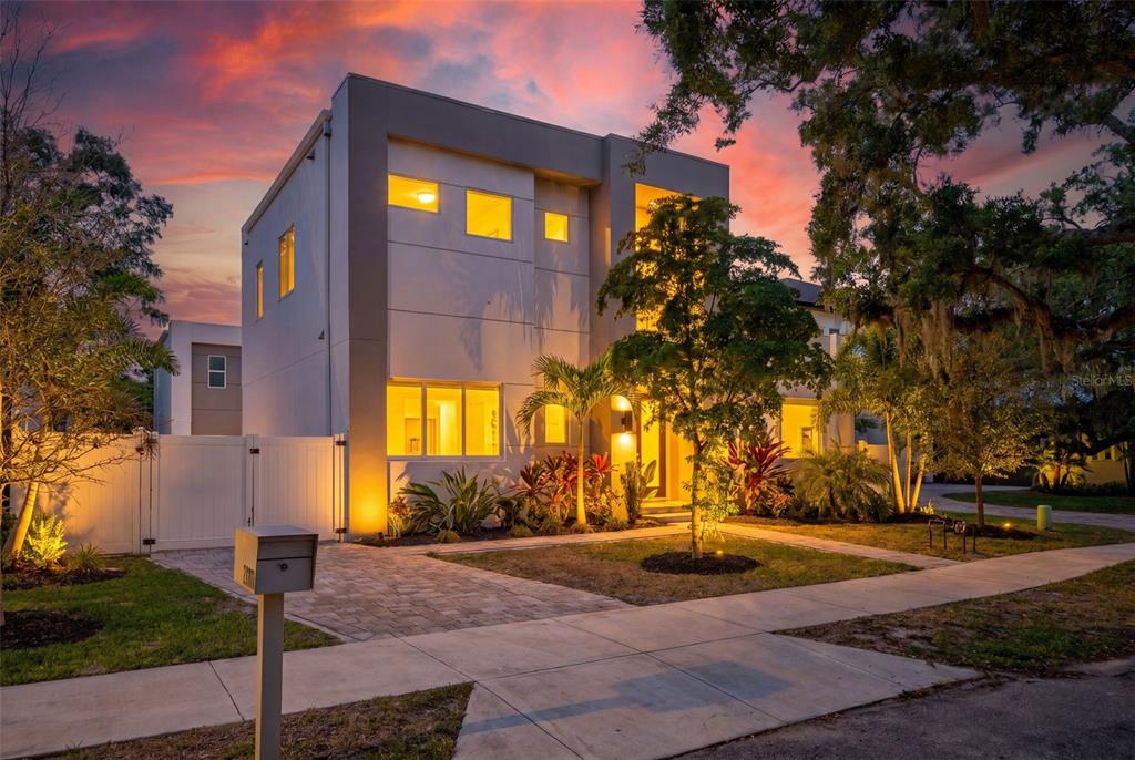 Property for sale at 2430 FLOYD STREET, SARASOTA, FL, 34239
