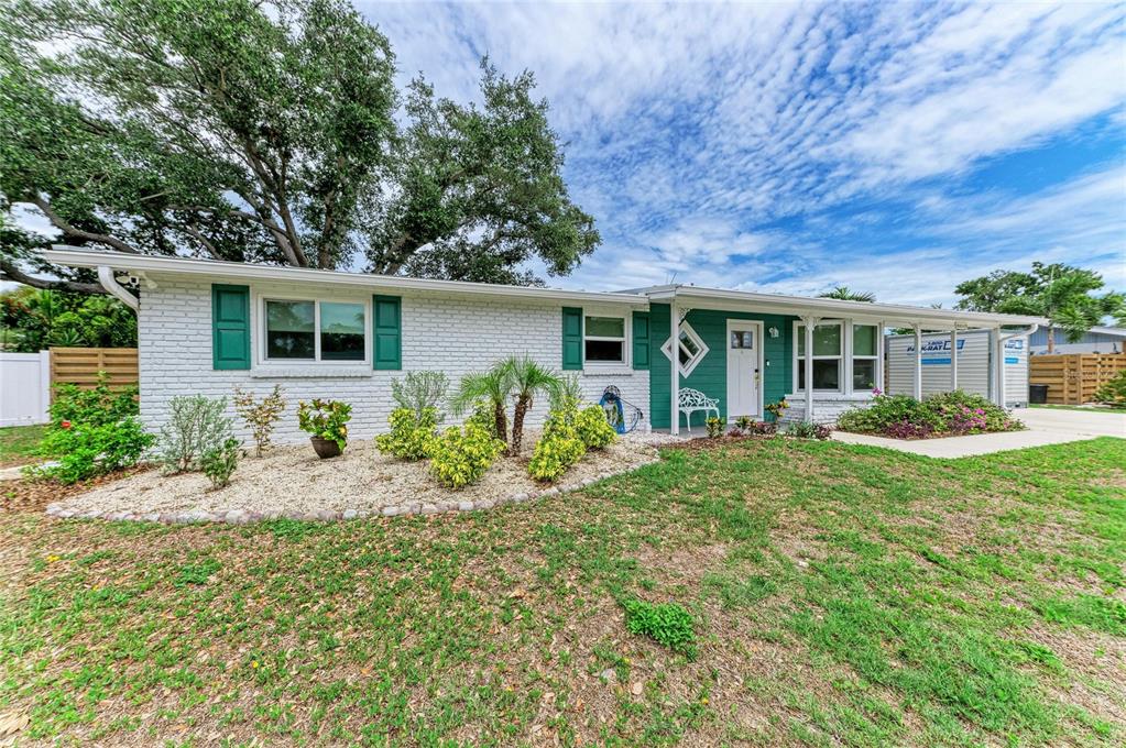 Property for sale at 2317 S TUTTLE AVENUE, SARASOTA, FL, 34239