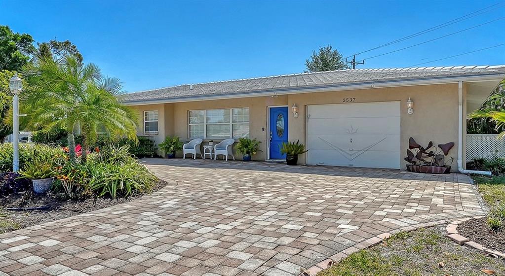 Property for sale at 3537 S SCHOOL AVENUE, SARASOTA, FL, 34239