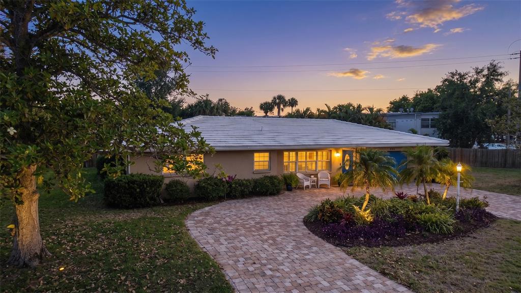 Property for sale at 3537 S SCHOOL AVENUE, SARASOTA, FL, 34239