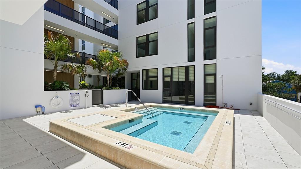 Property for sale at 430 KUMQUAT COURT UNIT 510, SARASOTA, FL, 34236