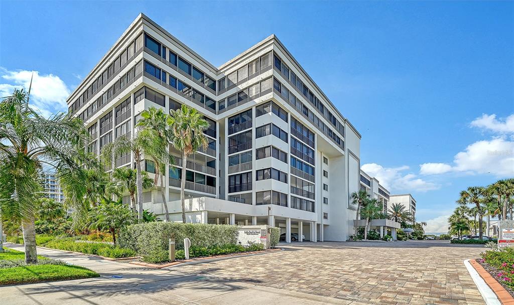Property for sale at 1100 BENJAMIN FRANKLIN DRIVE UNIT 204, SARASOTA, FL, 34236