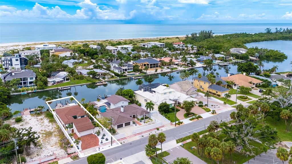 Property for sale at 556 N WASHINGTON DRIVE, SARASOTA, FL, 34236