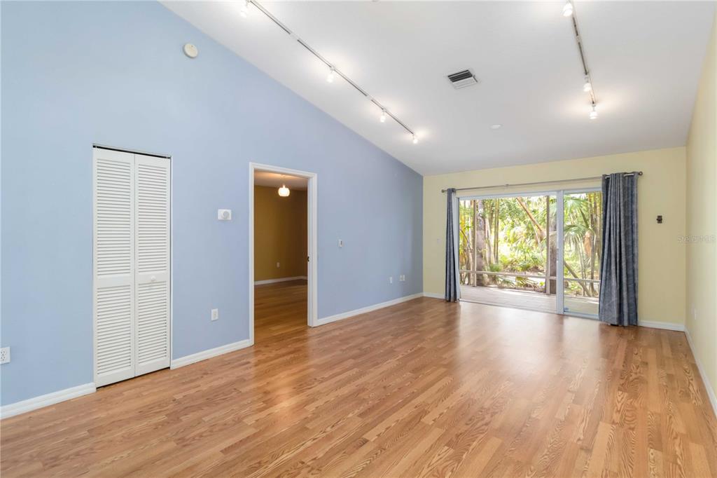 Property for sale at 642 N JEFFERSON AVENUE UNIT 13, SARASOTA, FL, 34237