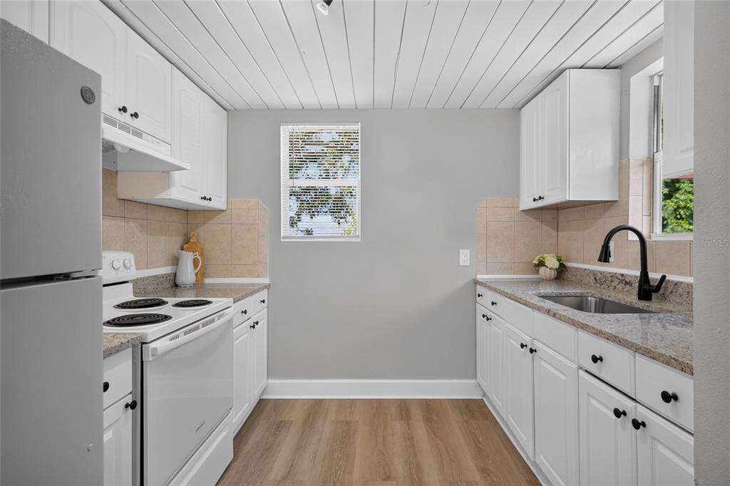 Property for sale at 2947 GILLESPIE AVENUE, SARASOTA, FL, 34234