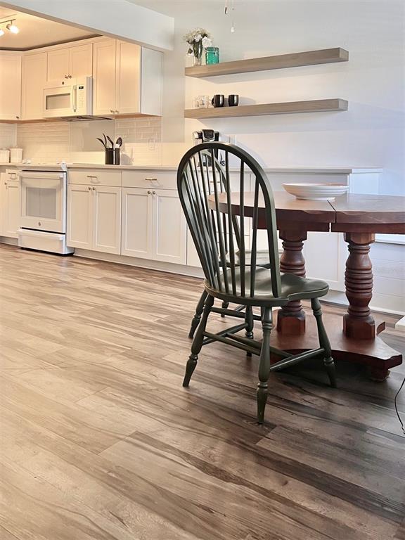 Property for sale at 984 SUNRIDGE DRIVE UNIT J3, SARASOTA, FL, 34234