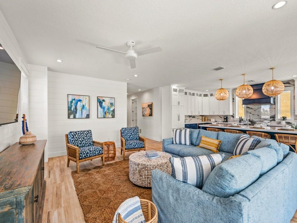 Property for sale at 204 COOLIDGE DRIVE, SARASOTA, FL, 34236