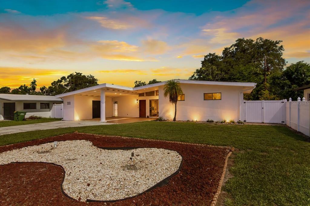 Property for sale at 2921 WOOD STREET, SARASOTA, FL, 34237