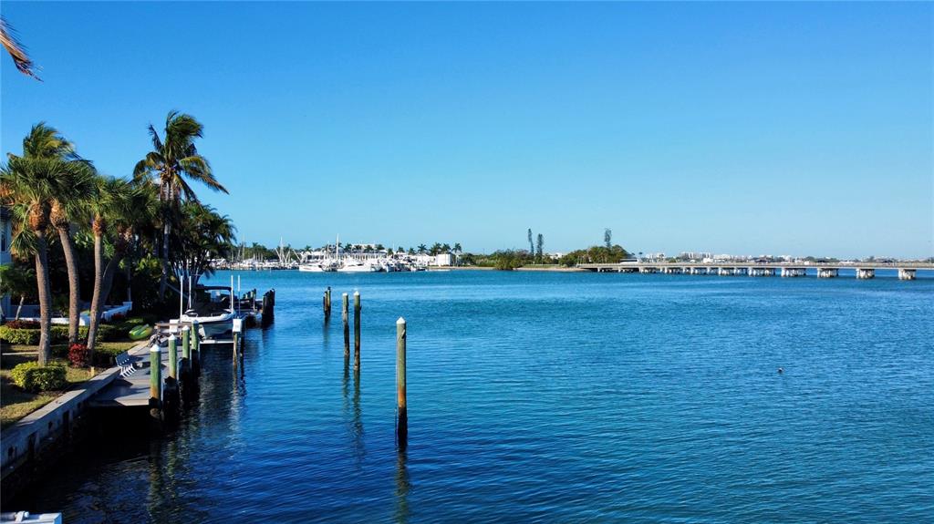 Property for sale at 109 N WARBLER LANE, SARASOTA, FL, 34236