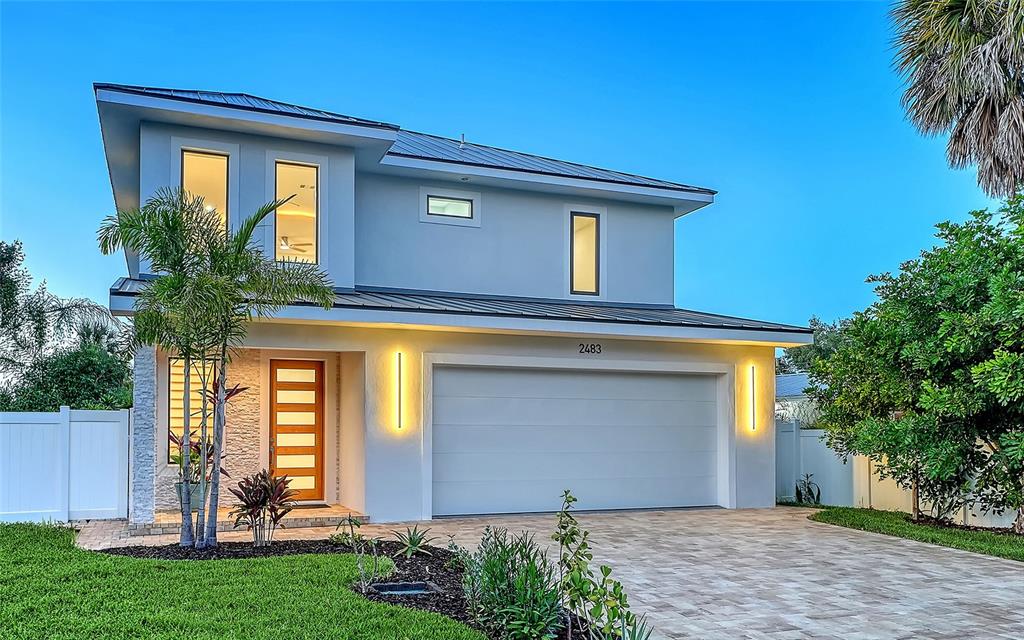 Property for sale at 2483 BAY STREET, SARASOTA, FL, 34237