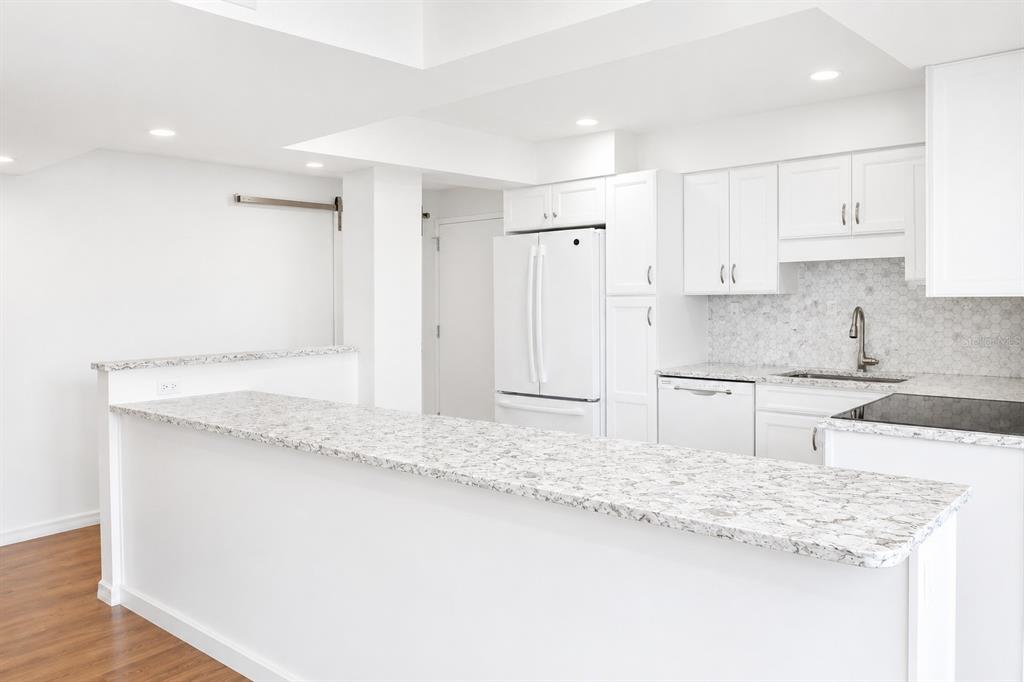 Property for sale at 707 S GULFSTREAM AVENUE UNIT 307, SARASOTA, FL, 34236