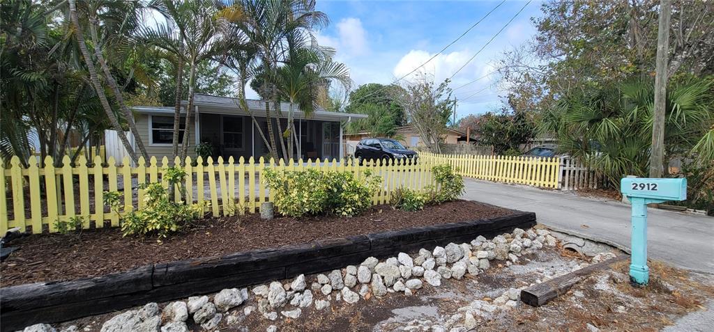 Property for sale at 2912 HAWTHORNE STREET, SARASOTA, FL, 34239