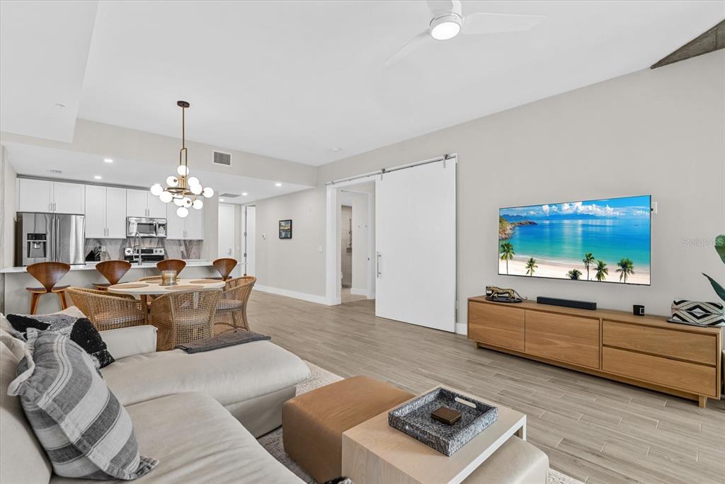 Property for sale at 332 COCOANUT AVENUE UNIT 302, SARASOTA, FL, 34236