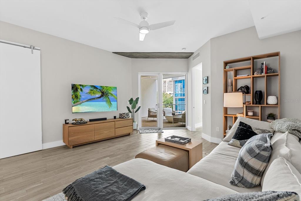 Property for sale at 332 COCOANUT AVENUE UNIT 302, SARASOTA, FL, 34236