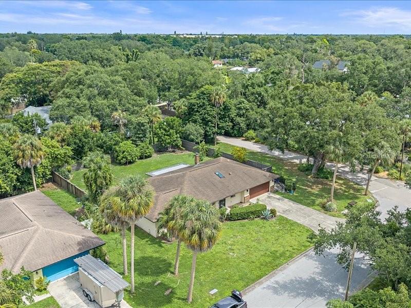 Property for sale at 2499 HILLVIEW STREET, SARASOTA, FL, 34239