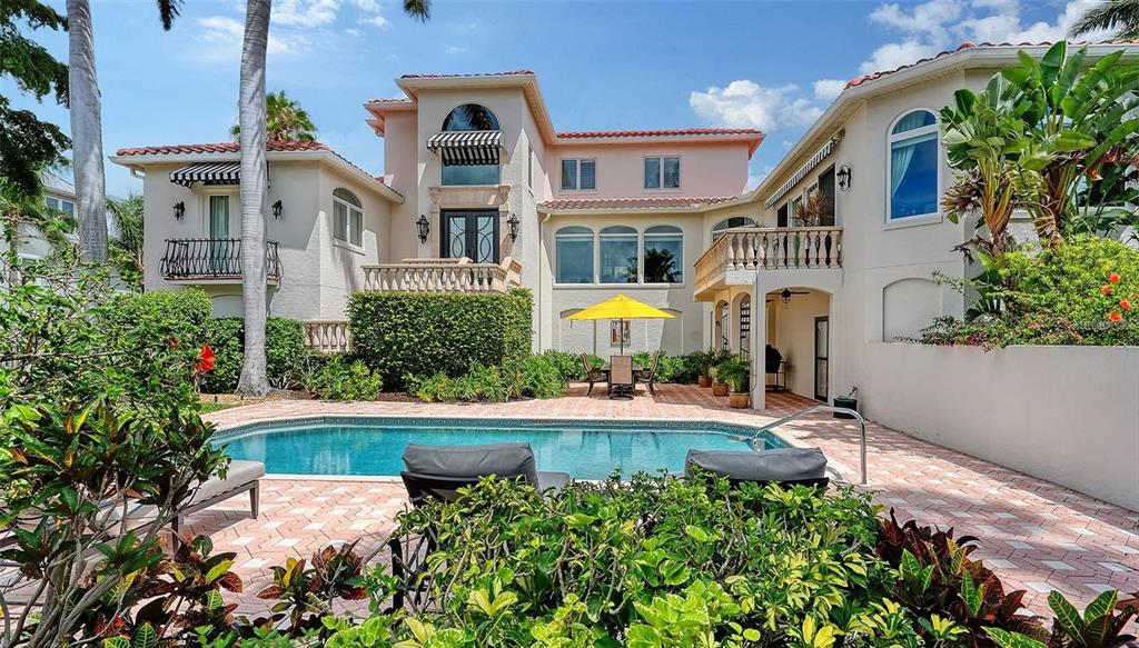 Property for sale at 1023 TOCOBAGA LANE, SARASOTA, FL, 34236