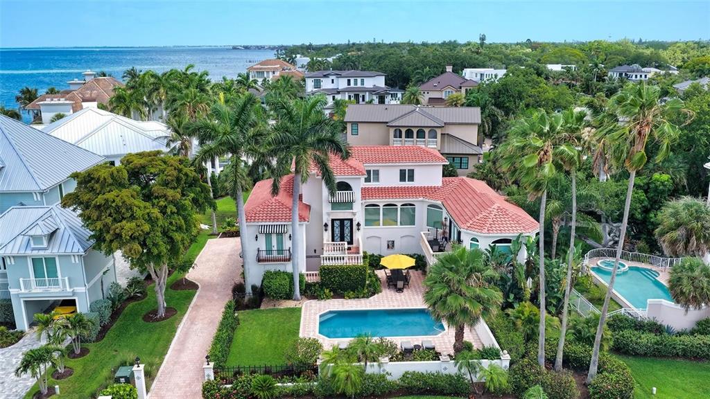 Property for sale at 1023 TOCOBAGA LANE, SARASOTA, FL, 34236