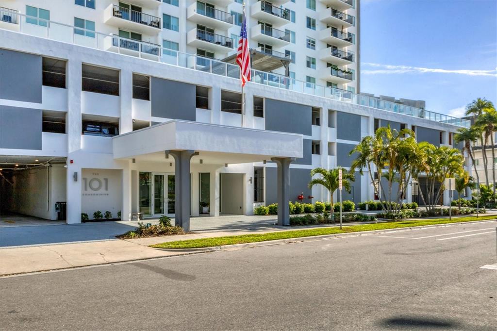Property for sale at 101 S GULFSTREAM AVENUE UNIT 15E, SARASOTA, FL, 34236