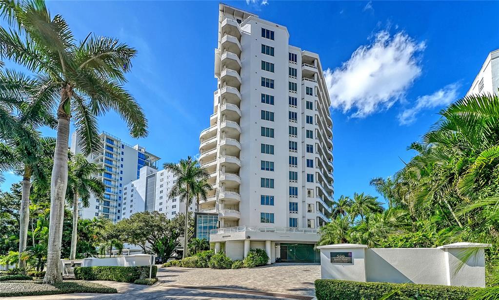 Property for sale at 500 S PALM AVENUE UNIT 32, SARASOTA, FL, 34236