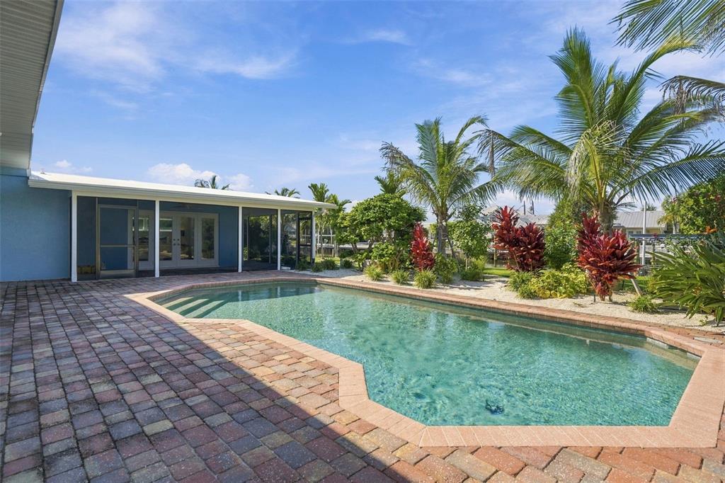 Property for sale at 528 KEY ROYALE DRIVE, HOLMES BEACH, FL, 34217