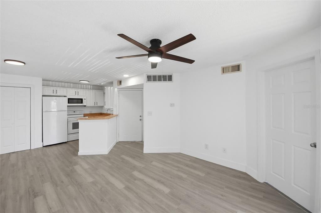 Property for sale at 1964 LAKE ATRIUMS CIRCLE UNIT 169, ORLANDO, FL, 32839