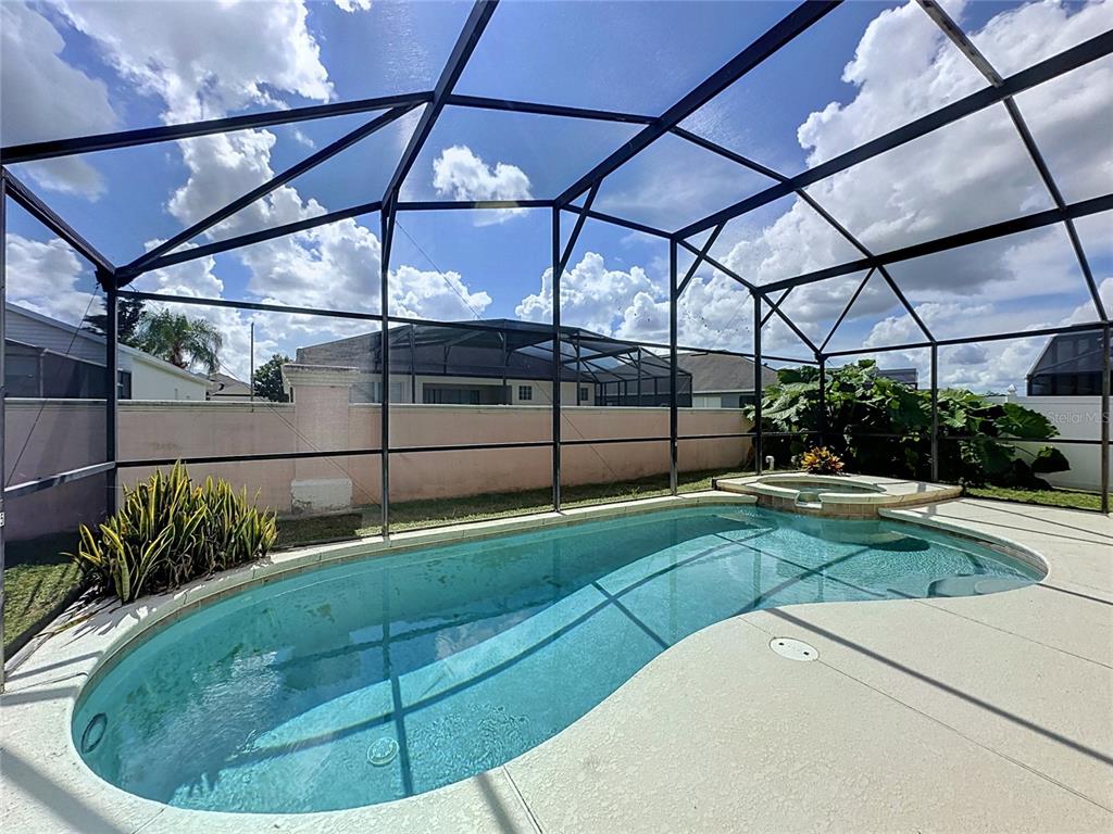 Property for sale at 2647 ONEIDA LOOP, KISSIMMEE, FL, 34747