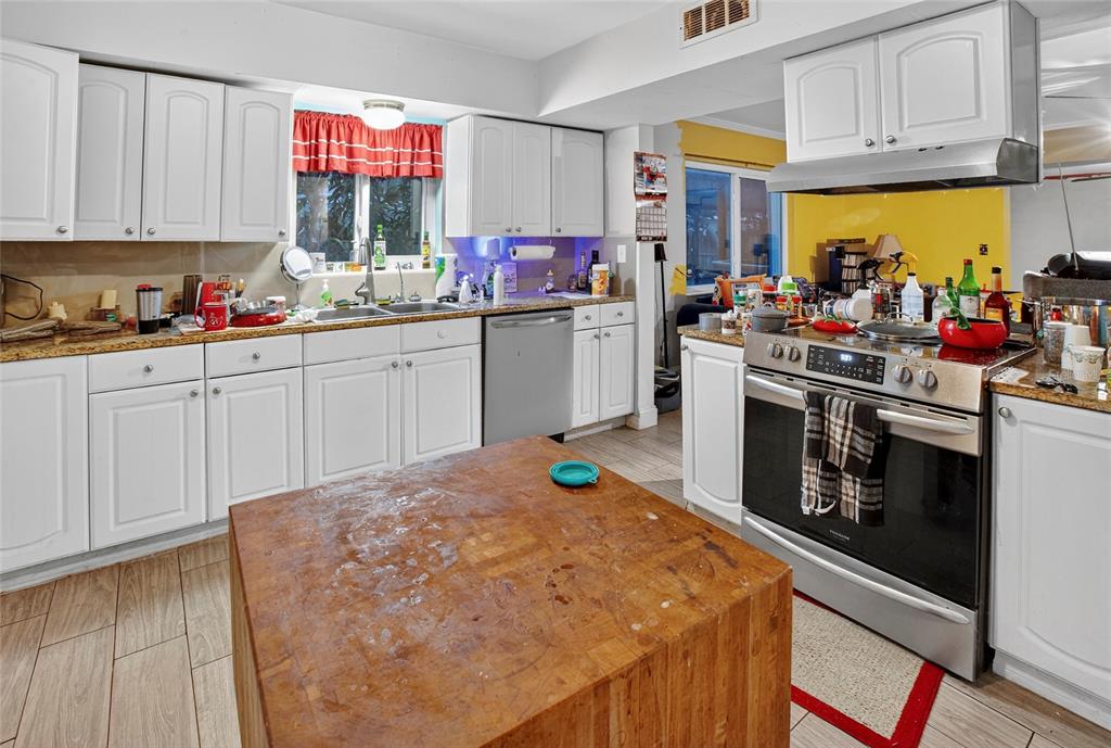 Property for sale at 7800 11TH STREET N, ST PETERSBURG, FL, 33702