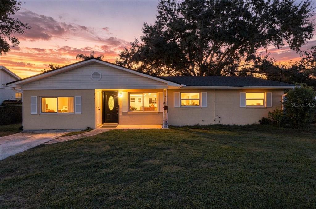 Property for sale at 1096 CAREFREE COVE DRIVE, WINTER HAVEN, FL, 33881