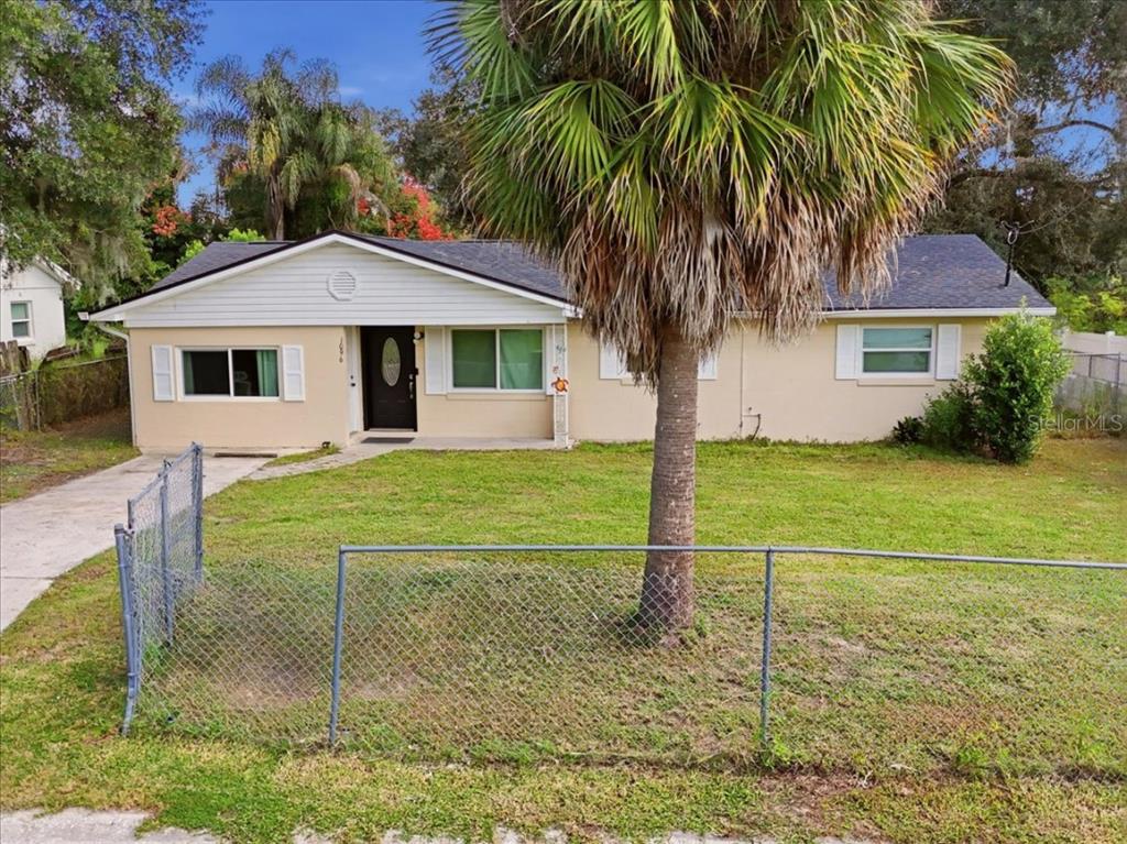 Property for sale at 1096 CAREFREE COVE DRIVE, WINTER HAVEN, FL, 33881