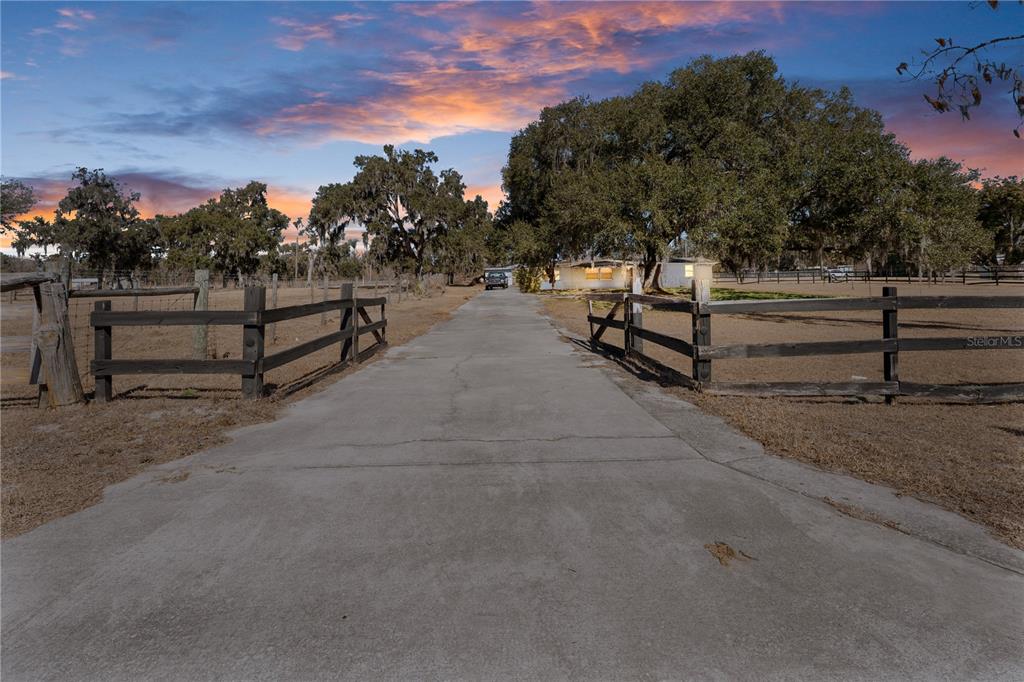 Property for sale at 632 W KEYSVILLE ROAD, PLANT CITY, FL, 33567