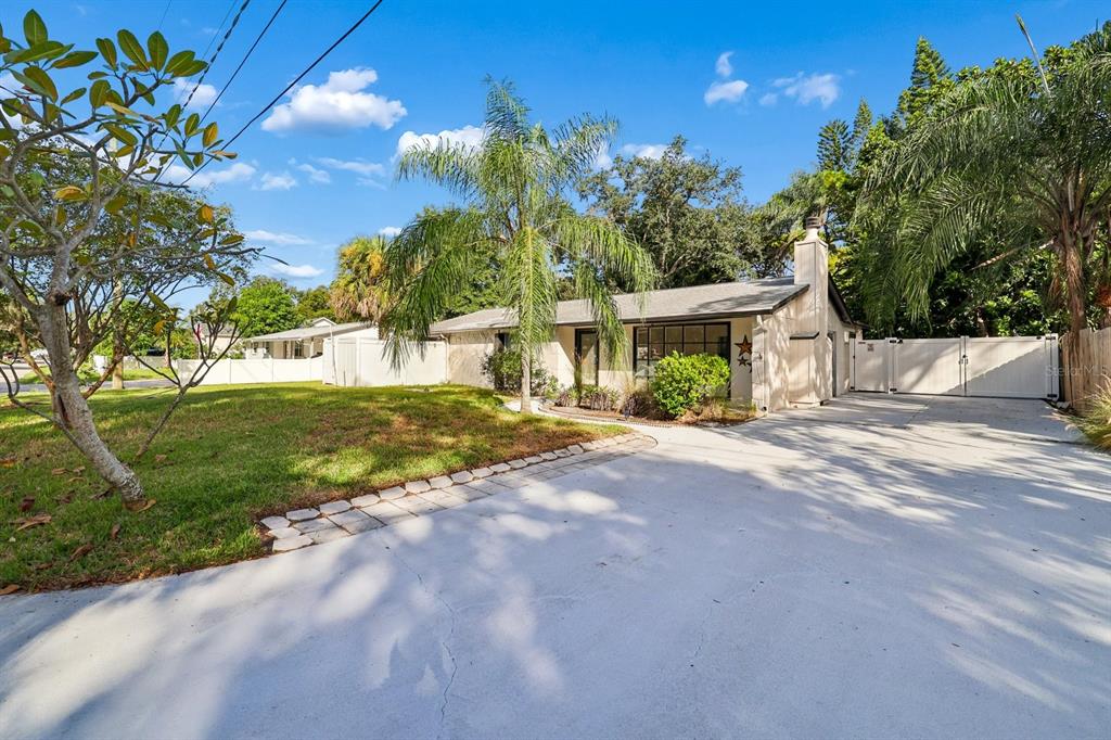 Property for sale at 7321 CANAL BOULEVARD, TAMPA, FL, 33615