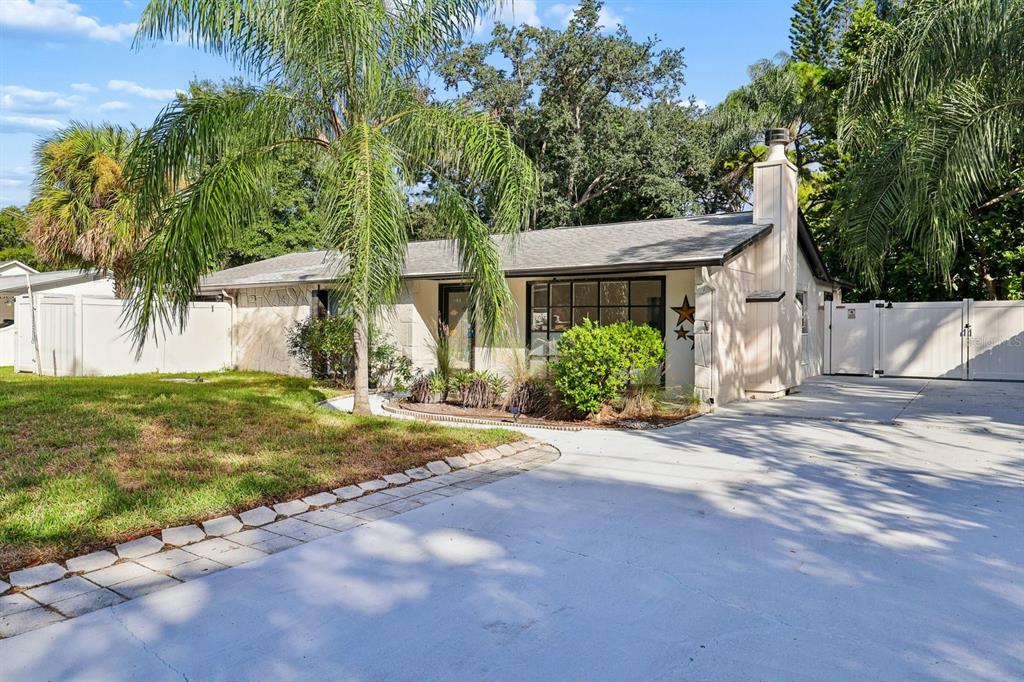 Property for sale at 7321 CANAL BOULEVARD, TAMPA, FL, 33615