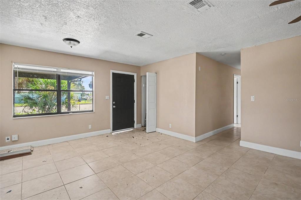 Property for sale at 425 WALNUT STREET, DAYTONA BEACH, FL, 32114