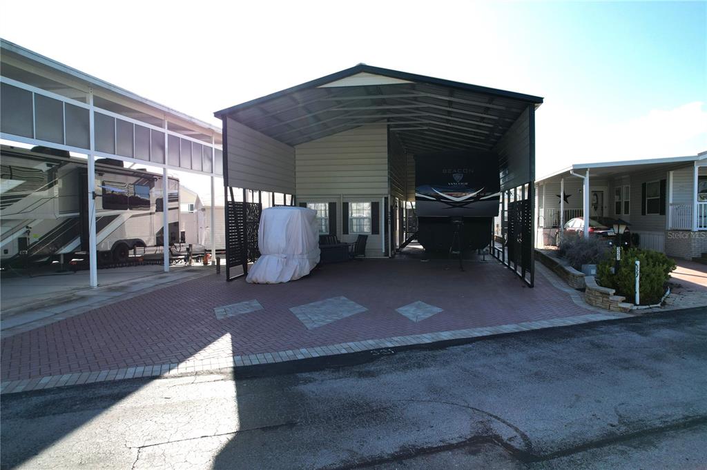 Fabulous RV Port