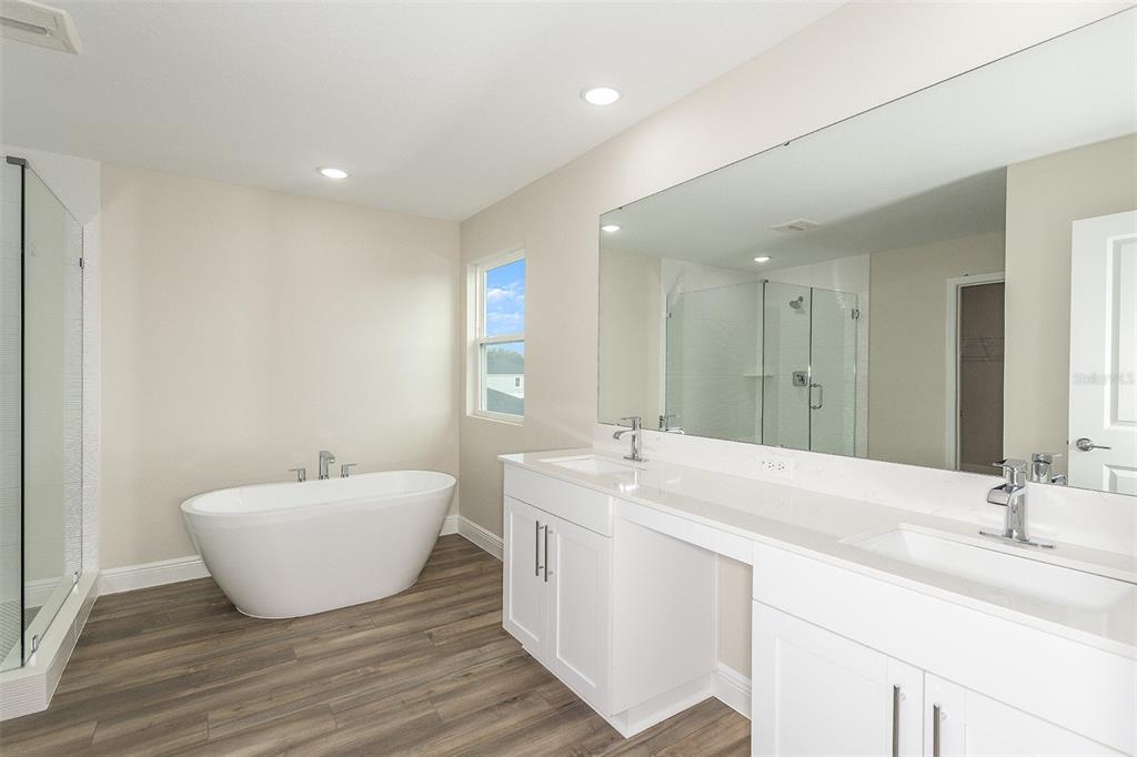 Property for sale at 33580 HAMMOCK BEACH WAY, DADE CITY, FL, 33525