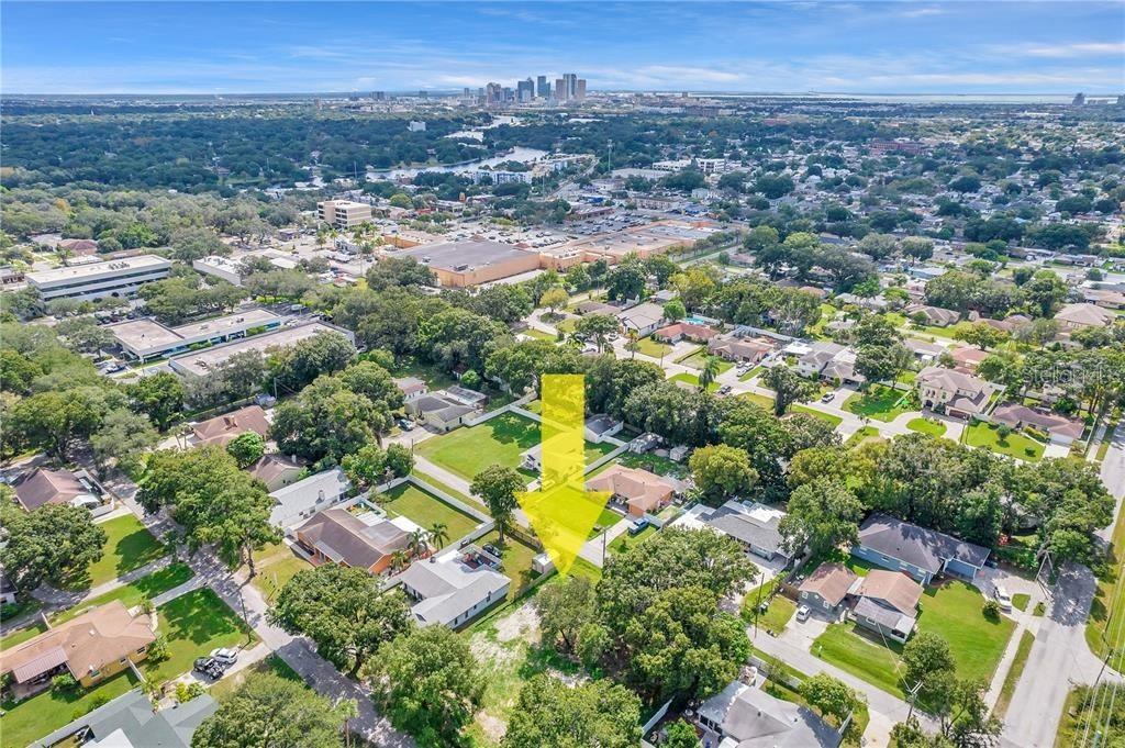 Property for sale at 2710 W LAKE AVENUE, TAMPA, FL, 33607