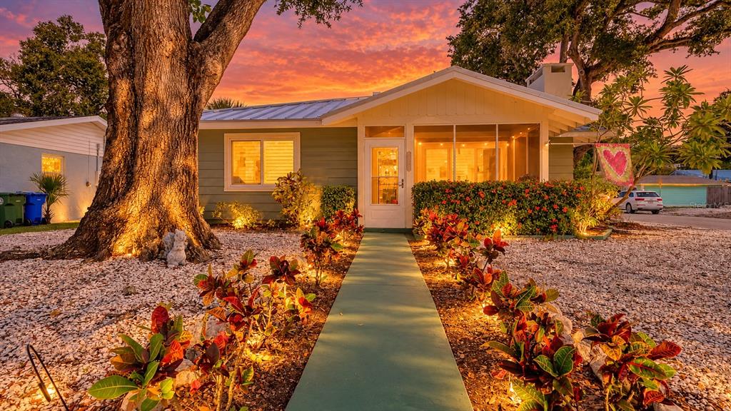 Property for sale at 1602 18TH AVENUE W, BRADENTON, FL, 34205