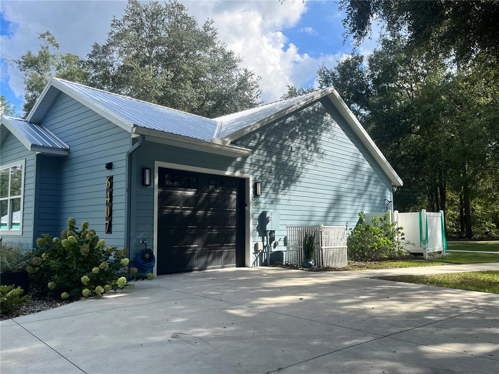 Property for sale at 6407 SE 159TH COURT, LAKE BUTLER, FL, 32054