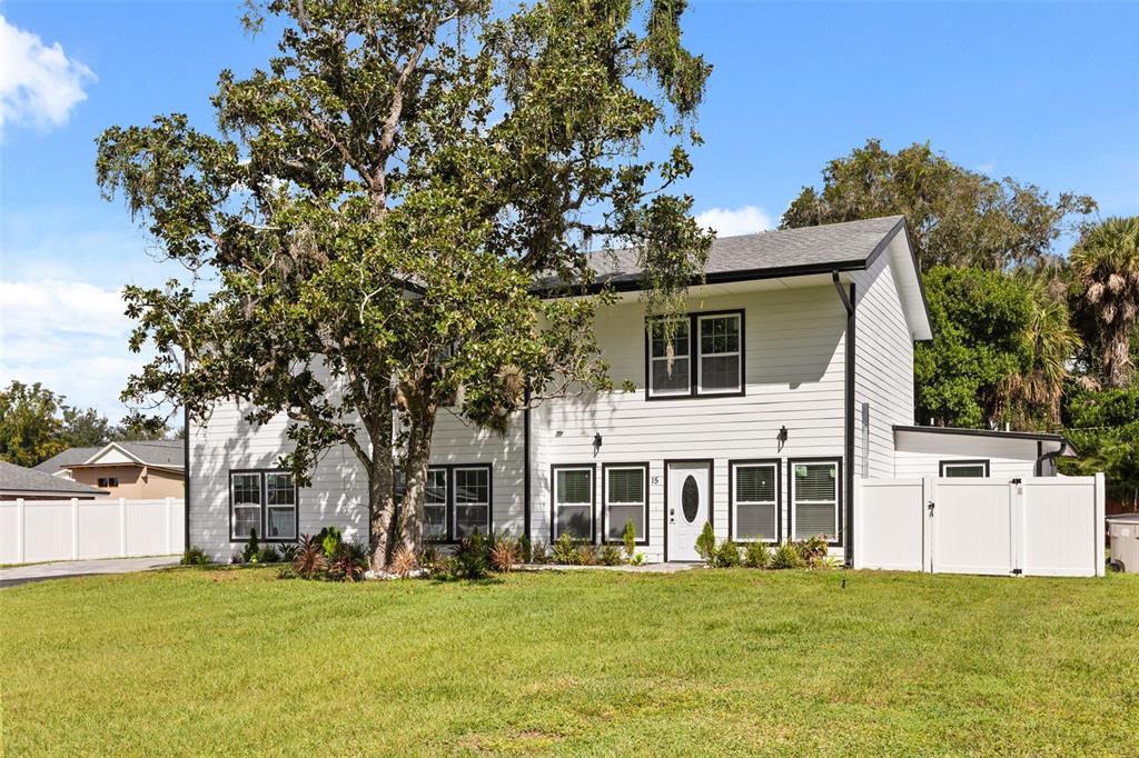 Property for sale at 15 E LAUREL STREET, APOPKA, FL, 32703