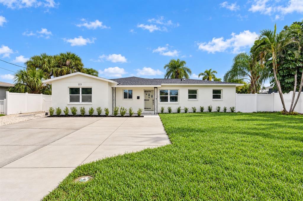 Property for sale at 223 94TH AVENUE NE, ST PETERSBURG, FL, 33702