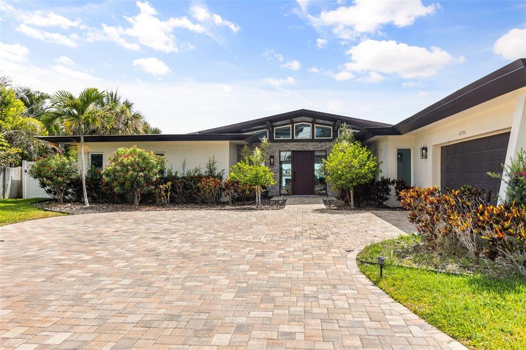 Property for sale at 4598 CLEARWATER HARBOR DRIVE S, LARGO, FL, 33770