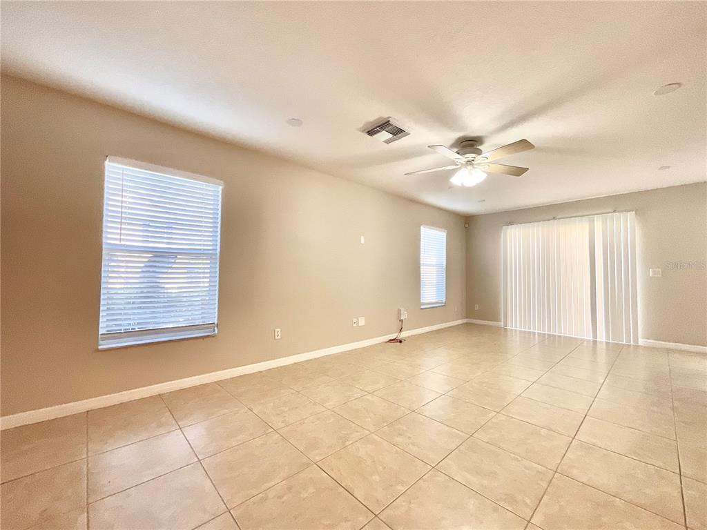 Property for sale at 3820 SILVERBELL LOOP, OVIEDO, FL, 32765