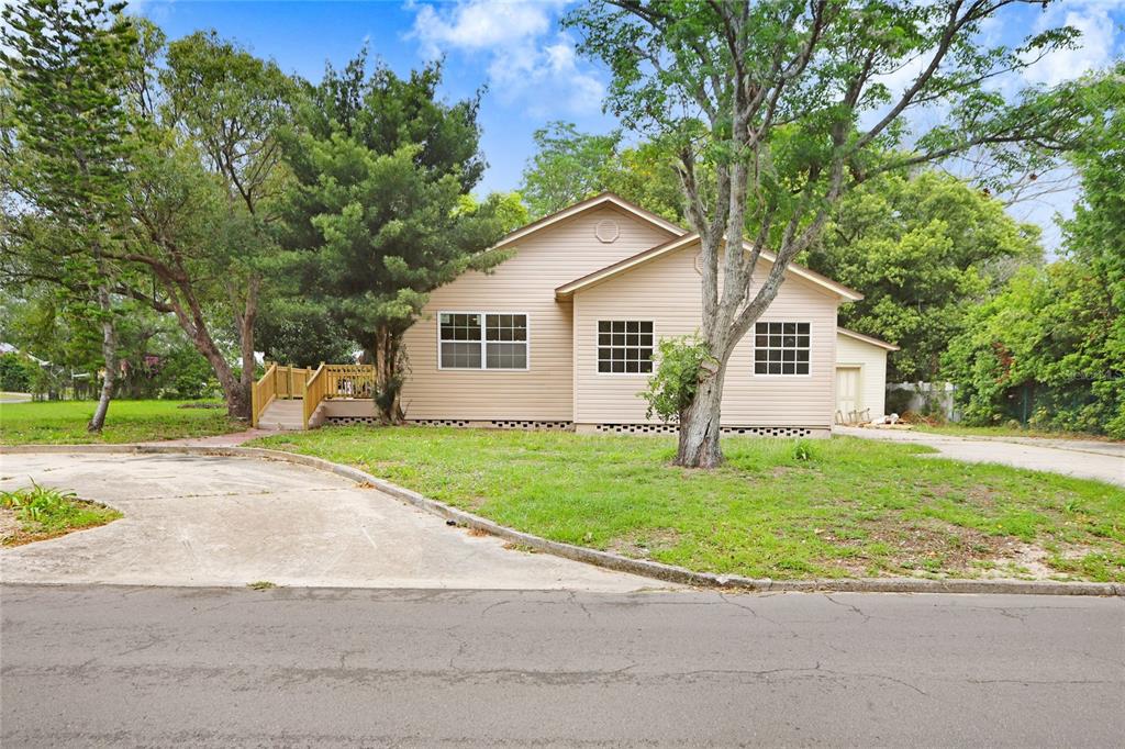 Property for sale at 310 S DELANEY AVENUE, AVON PARK, FL, 33825