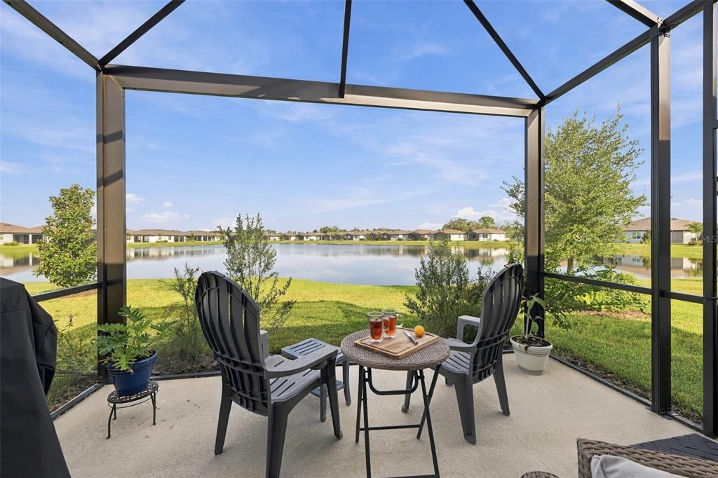 Screened Lanai with breathtaking nature views Dawn to Dusk.