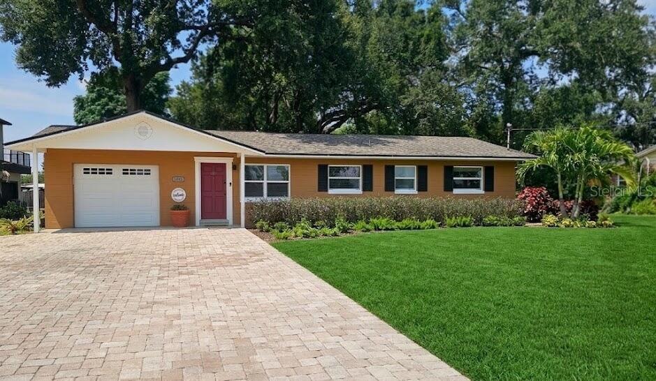Property for sale at 1903 SIMONTON AVENUE, ORLANDO, FL, 32806