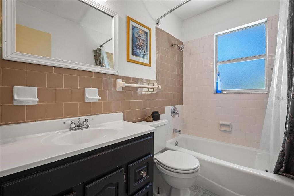 Property for sale at 6508 3RD AVENUE NE, BRADENTON, FL, 34208