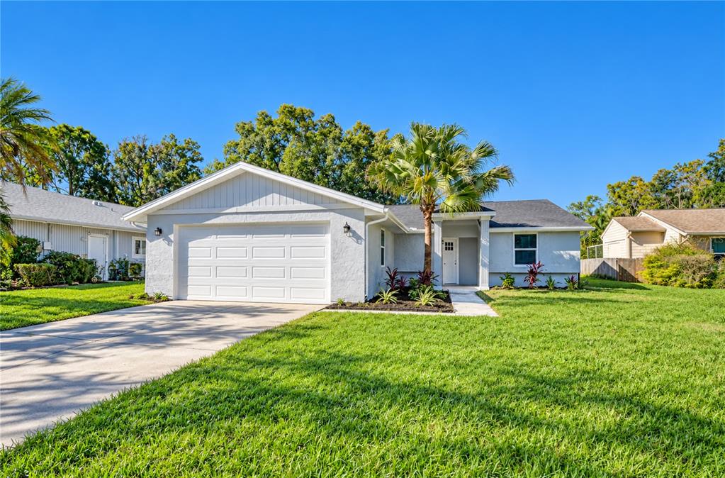 Property for sale at 404 LAKEVIEW DRIVE, OLDSMAR, FL, 34677